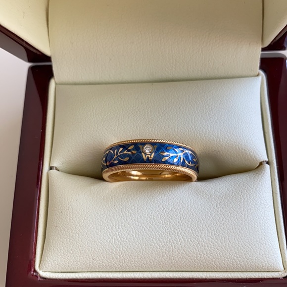 Wellendorff Forget-Me-Not Yellow Gold Blue Ring. - Picture 4 of 16